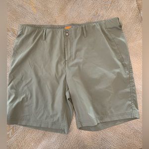 Merrell Women's Green/Brown Outdoors Hiking Shorts Sz 16 Waist 38” Inseam 8”